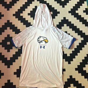 Under Armour hoodie NWOT.